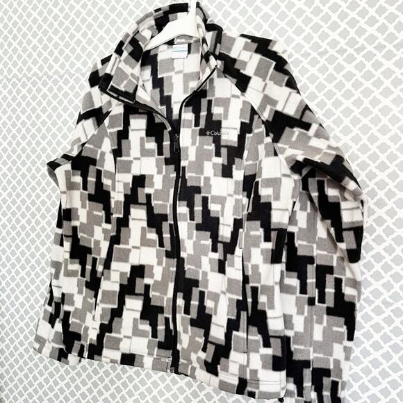 COLUMBIA Black, White & Gray Patterned Fleece Jacket, Size XL - Picture 5 of 10